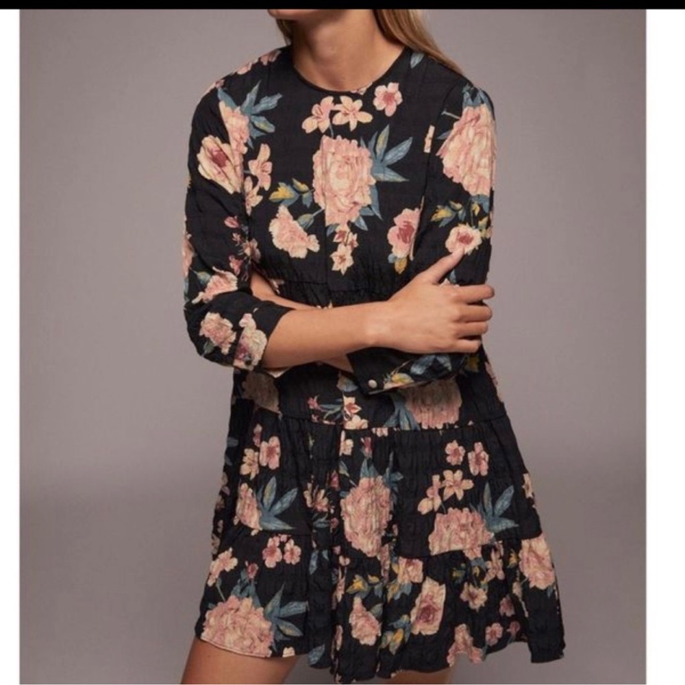 ZARA Floral Ruffle Flowy Dress Size Medium